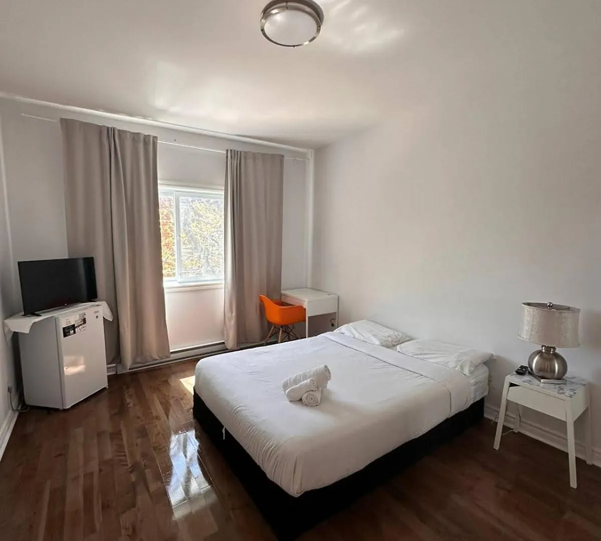 Bed & Breakfast Chambre Lumineuse Et Confortable Montreal