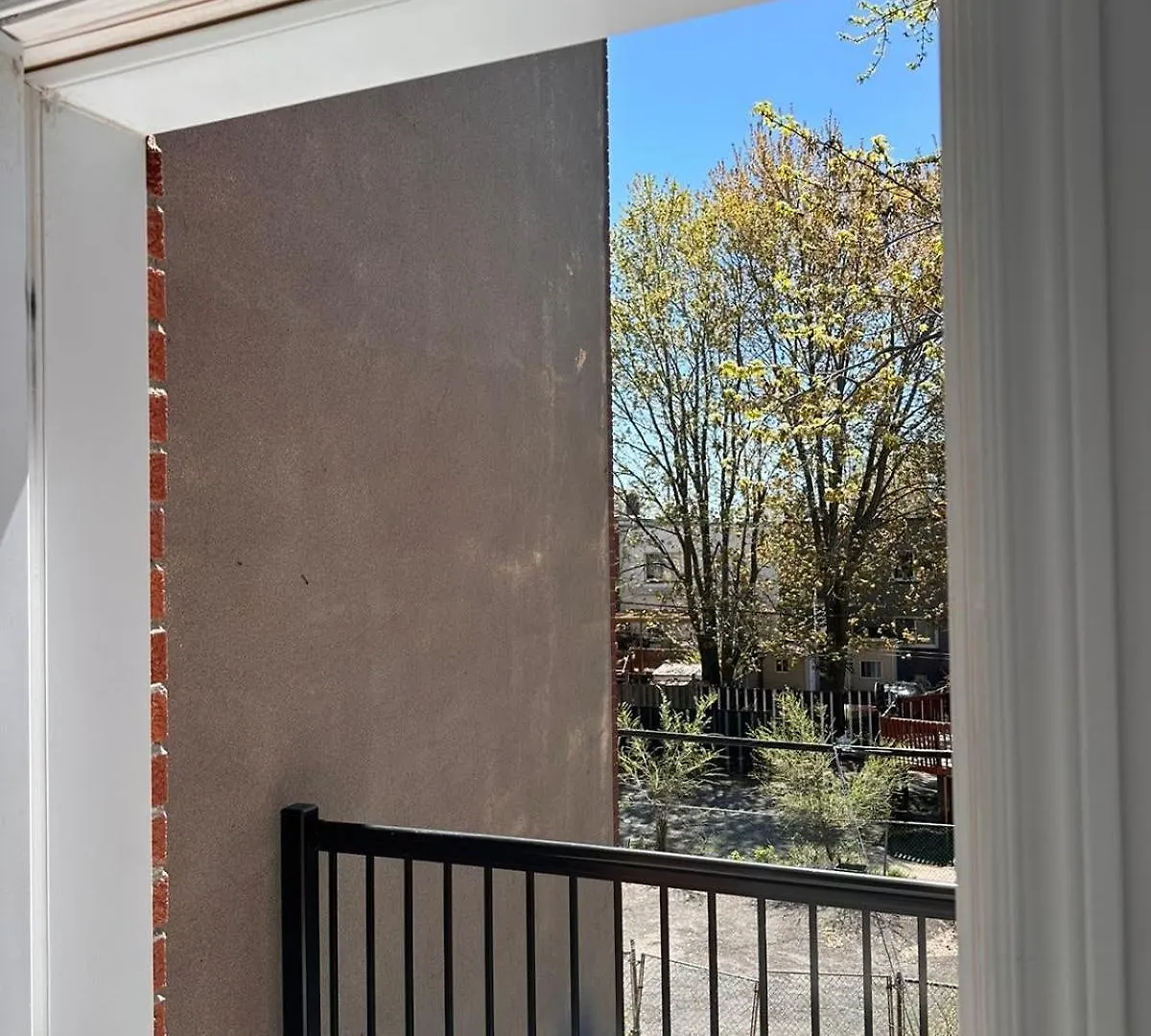 Chambre Lumineuse Et Confortable Montreal Bed & Breakfast