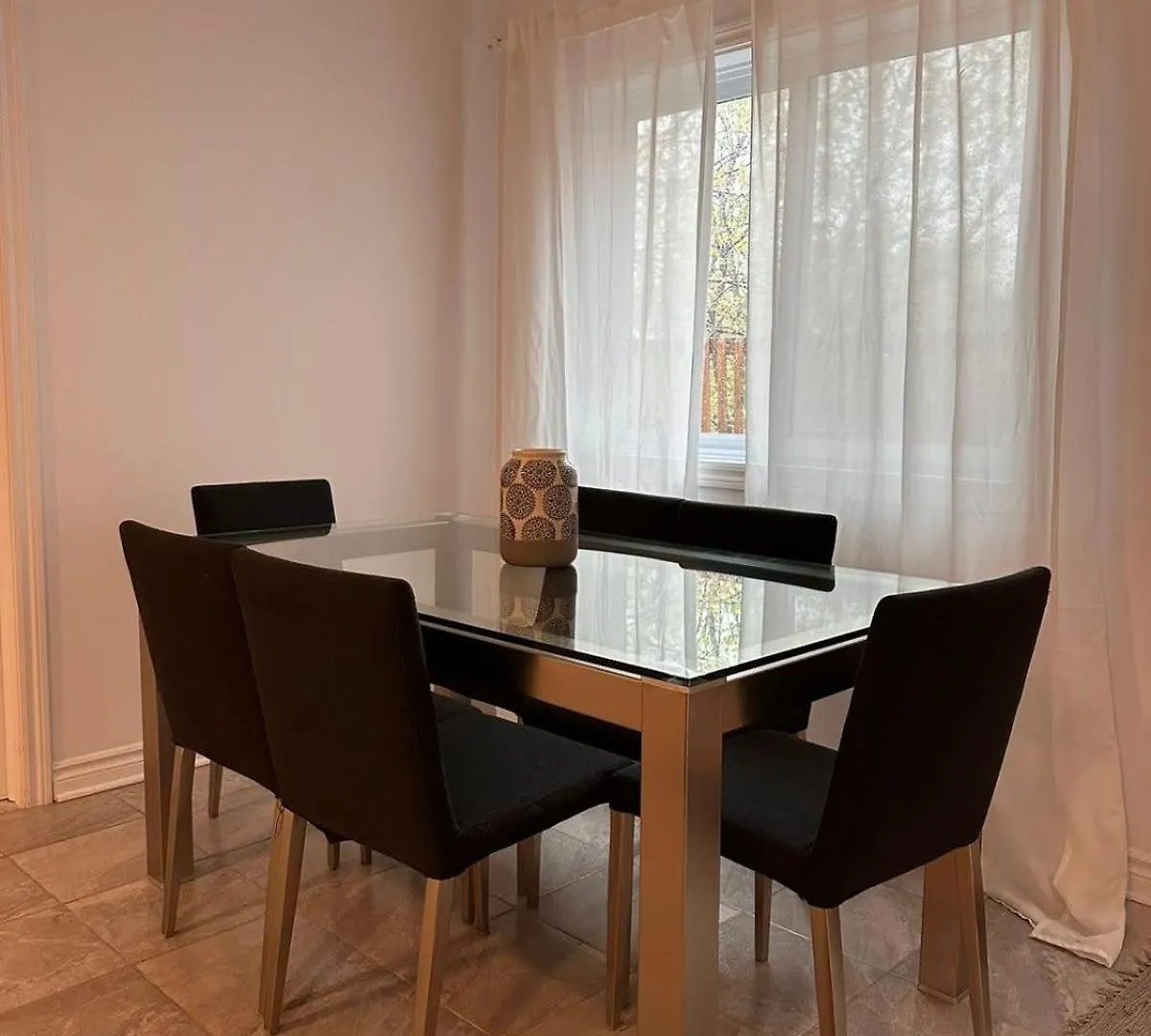 Bed & Breakfast Chambre Lumineuse Et Confortable Montreal Canada